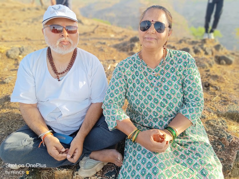 Guruji Sunilji with family at the hills